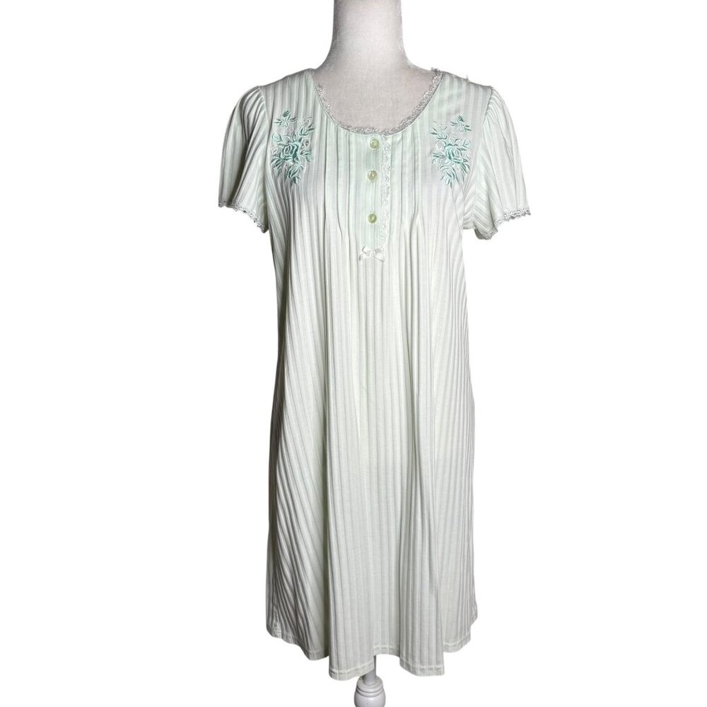Miss Elaine Mint Green Short Sleeve Embroidered Nightgown Small Cotton Blend